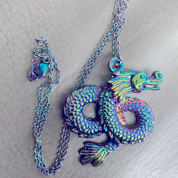 Rainbow 🌈 Chinese dragon 🐉 boho Necklace - Picture 5 of 12